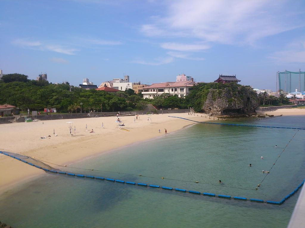 Отель Naha Beach House Экстерьер фото